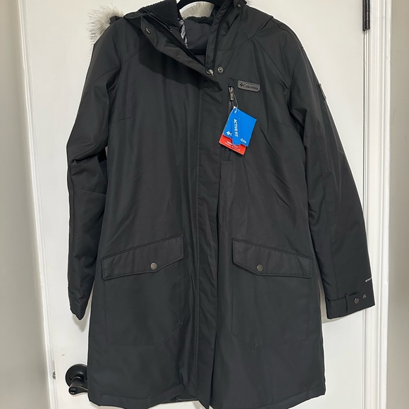 Columbia Black Insulated Jacket - Picture 1 of 16